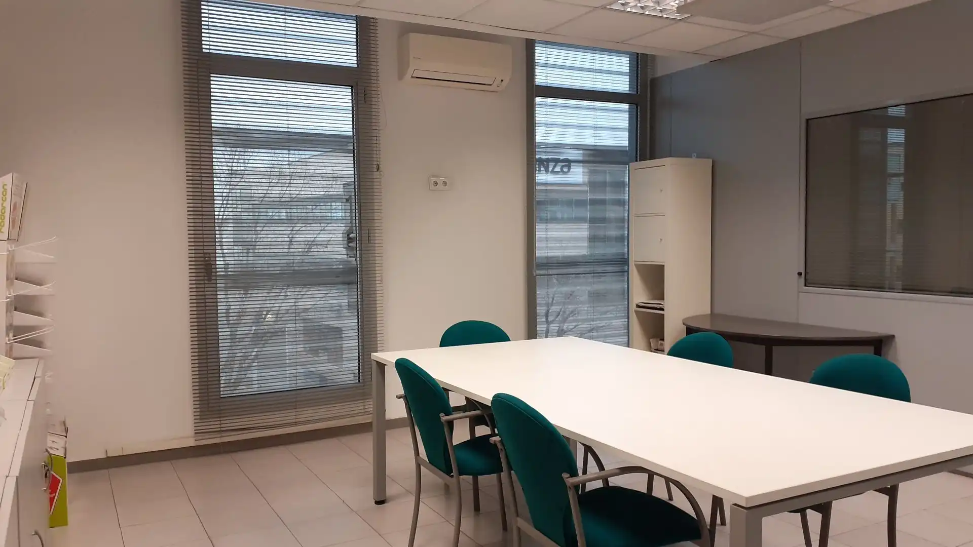 Fabrikhallen zum Verkauf in L'Hospitalet de Llobregat