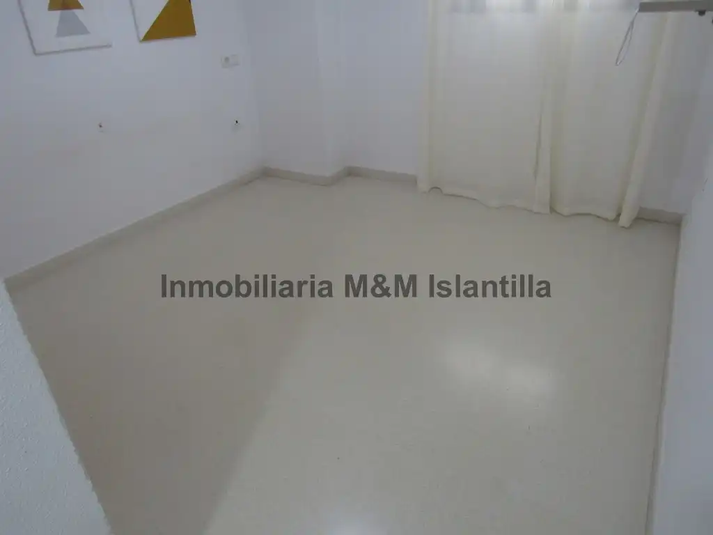 Habitación de Piso en venta en Isla Cristina con Terraza, Horno y Lavadora