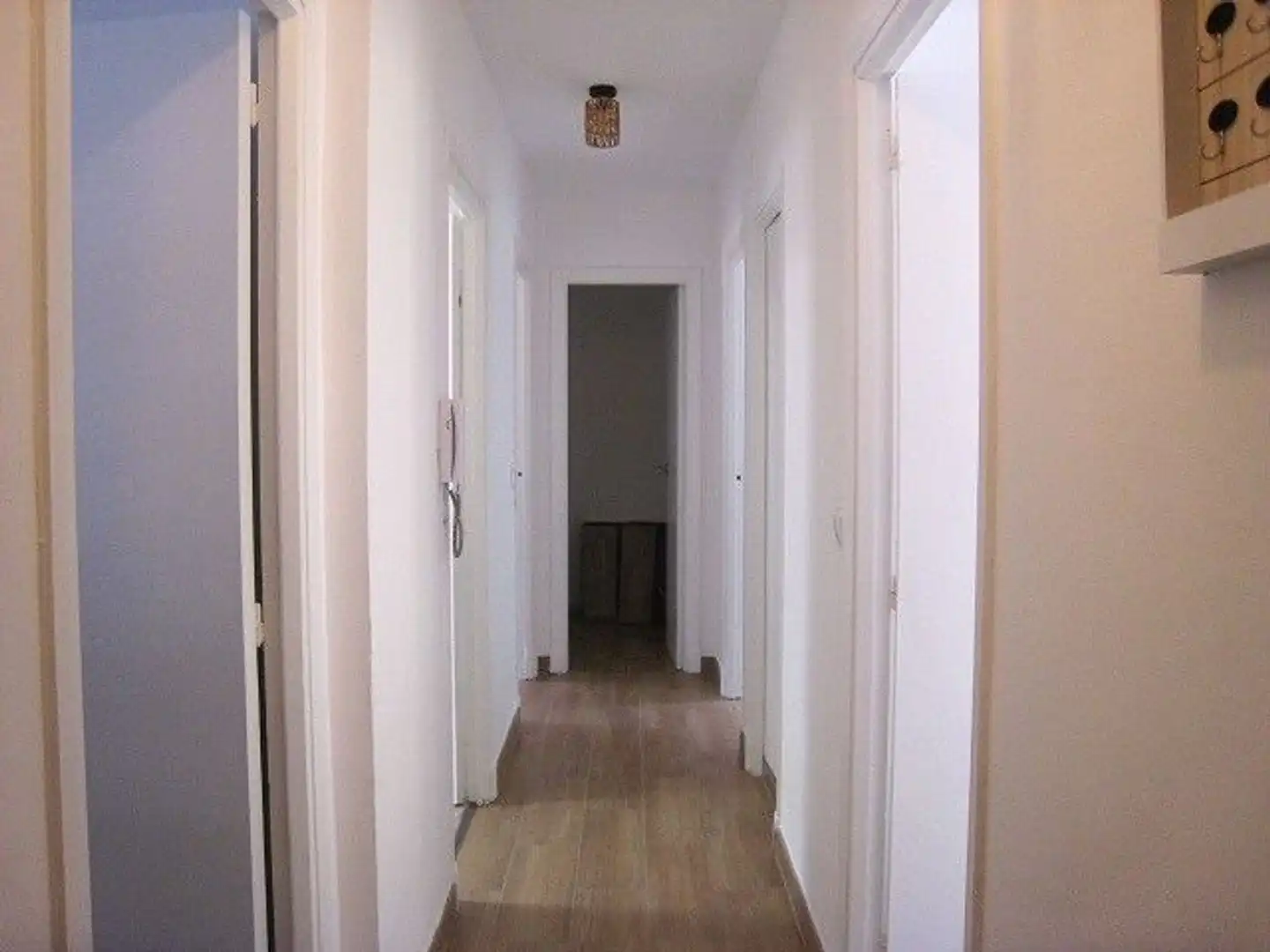 Wohnung zum Verkauf in Belmonte de Miranda mit Heizung, Terrasse und Schwimmbad