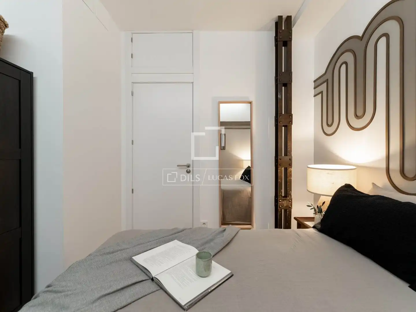 Bedroom of Flat for sale in Chamberí