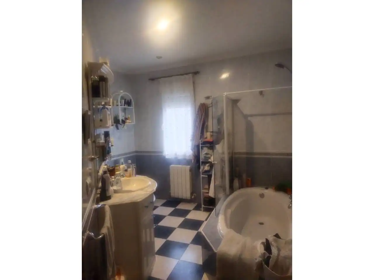 Bathroom of Houses for sale in Manzanares  with Air Conditioner, Heating and Terrace