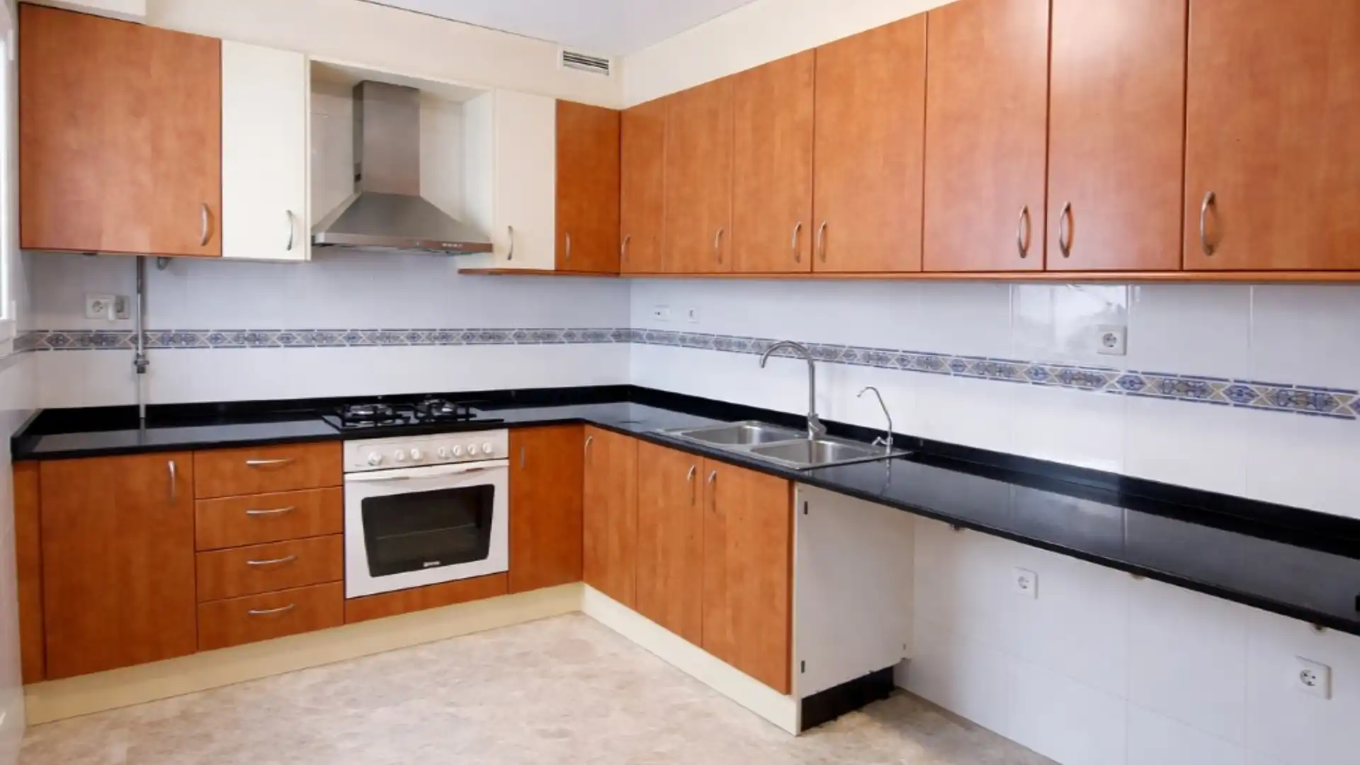 Cocina de Piso en venta en Vilafranca del Penedès con Aire acondicionado, Calefacción y Balcón