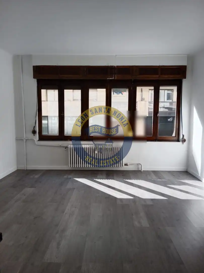 Oficina en venta en Casco Antiguo