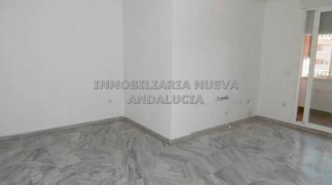 Foto 2 de Pis de lloguer a Nueva Andalucía, Almería