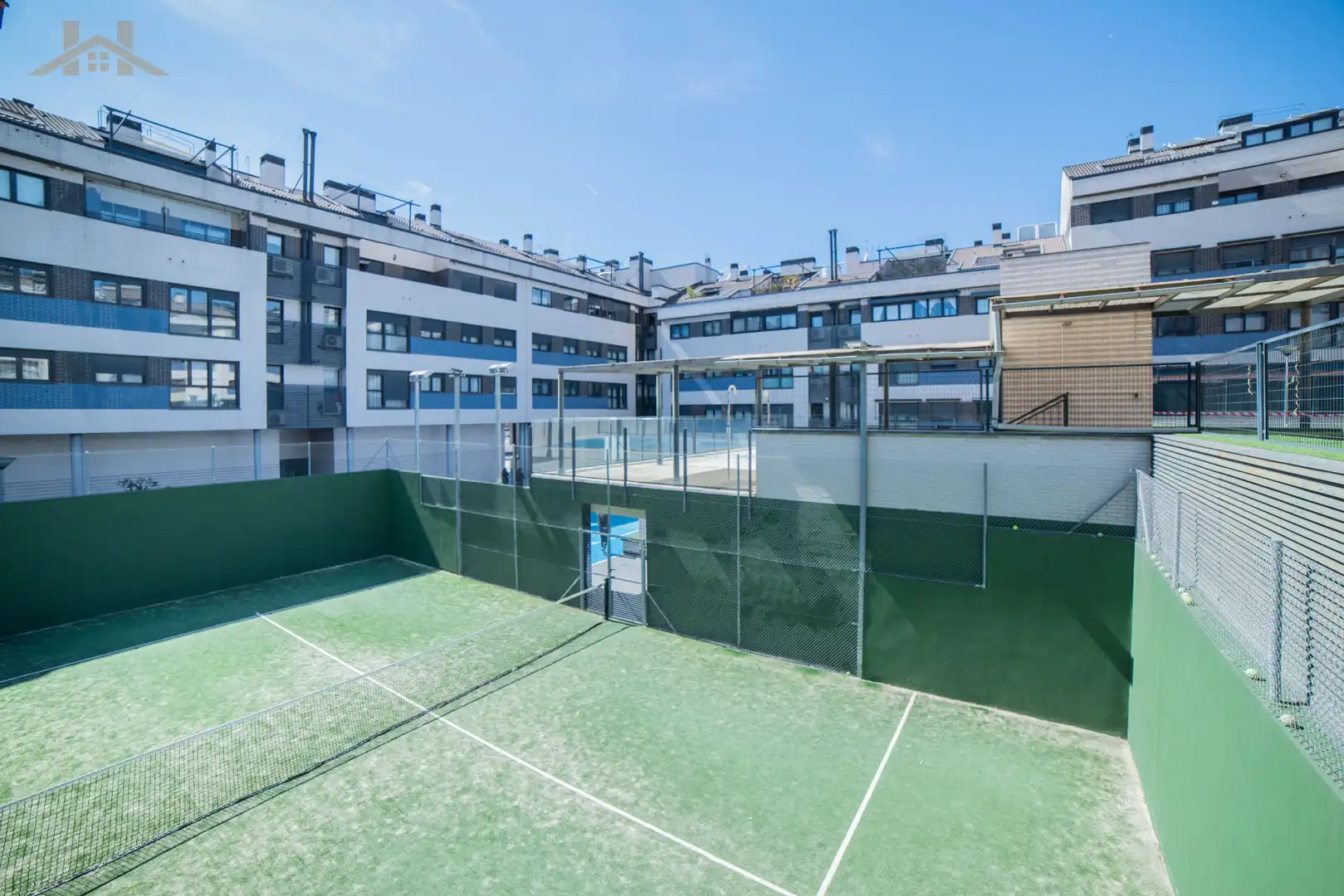 Terrace of Flat for sale in Pinto  with Air Conditioner, Heating and Storage room