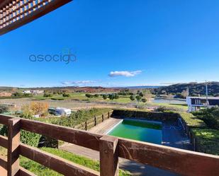 Piscina de Casa o xalet en venda en Cabanillas del Campo amb Calefacció, Parquet i Terrassa