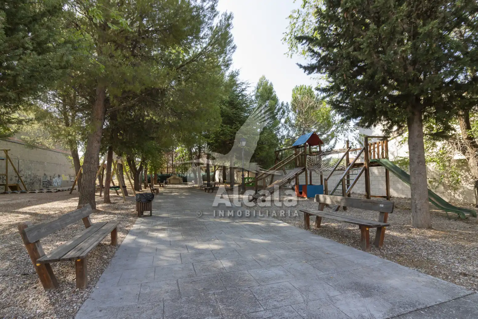 Vista exterior de Casa o chalet en venta en Armuña de Tajuña con Jardín privado, Trastero y Balcón