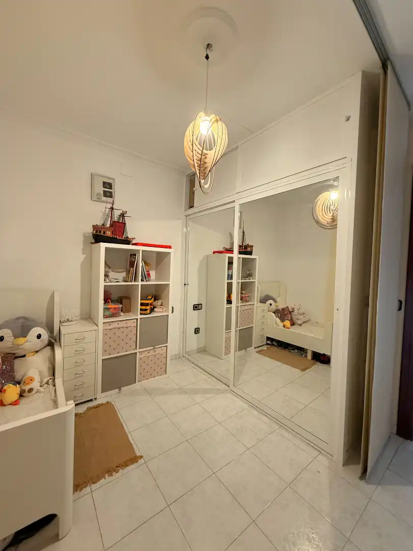 Habitación de Casa adosada en venta en Camas