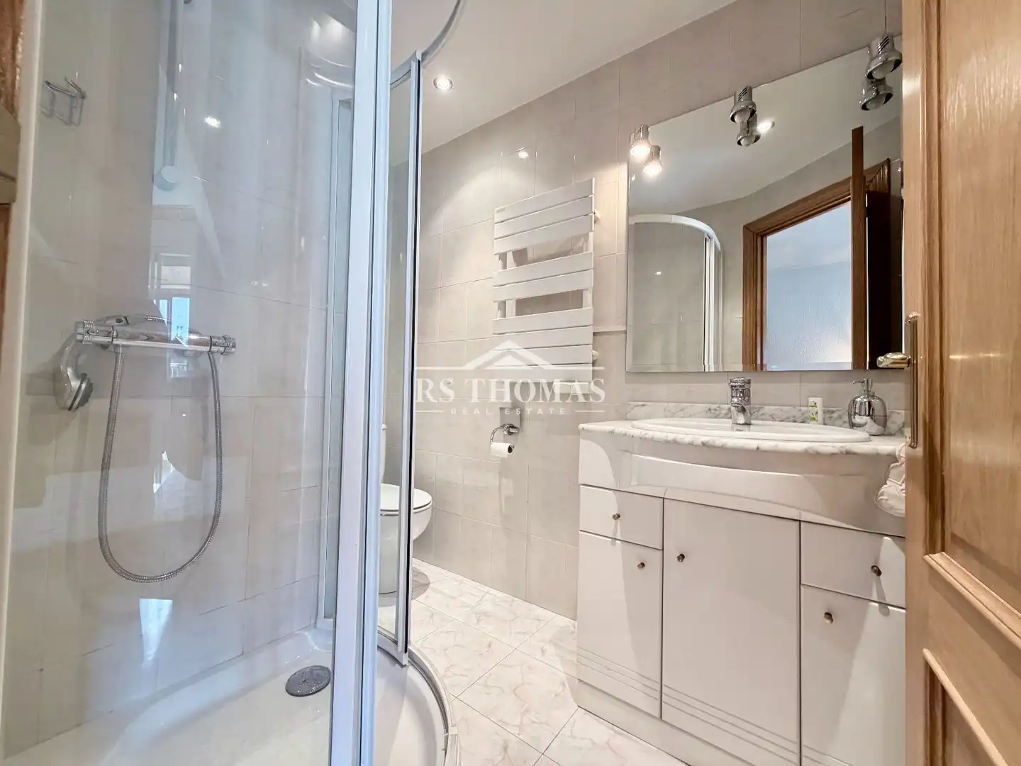Baño de Ático de alquiler en Andorra la Vella con Calefacción y Terraza