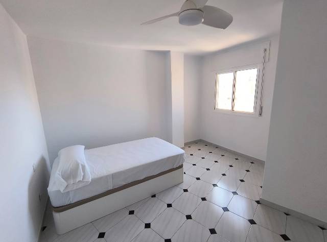 Piso en Venta en C. Angosta del Carmen, 2 en Perchel Sur - Plaza de Toros Vieja