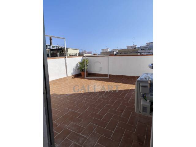 Ático en Venta en Carrer de Lafont en El Poble Sec - Parc de Montjuïc