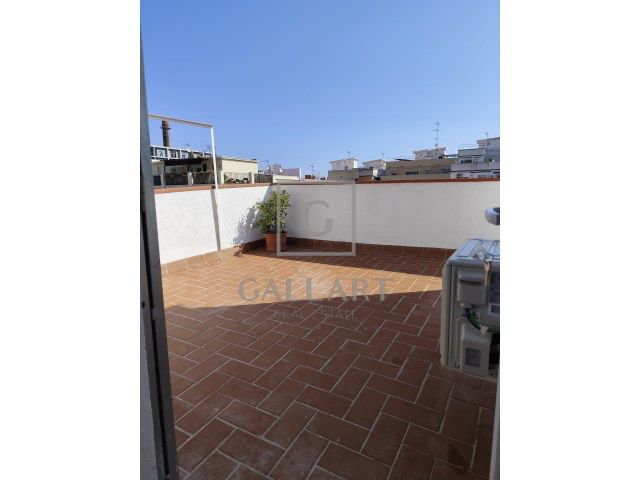 Attic for sale in Carrer de Lafont, El Poble Sec - Parc de Montjuïc, Sants - Montjuïc