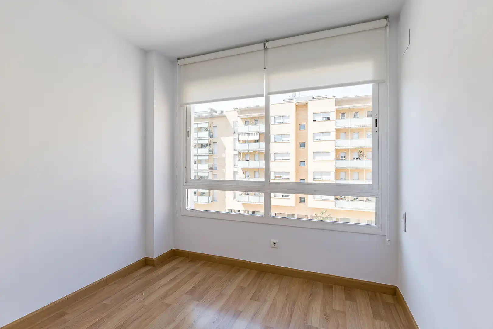Habitación de Piso en venta en Molins de Rei con Aire acondicionado, Calefacción y Parquet