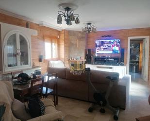 Living room of House or chalet for sale in Alcalá de Guadaira