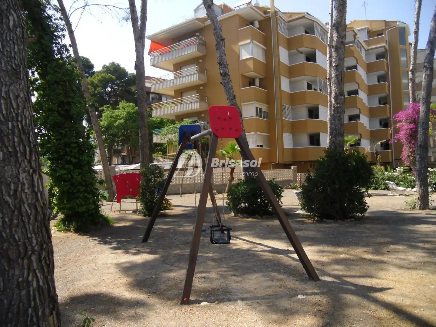 Aparcament de Apartament en venda en Salou amb Balcó i Piscina comunitària