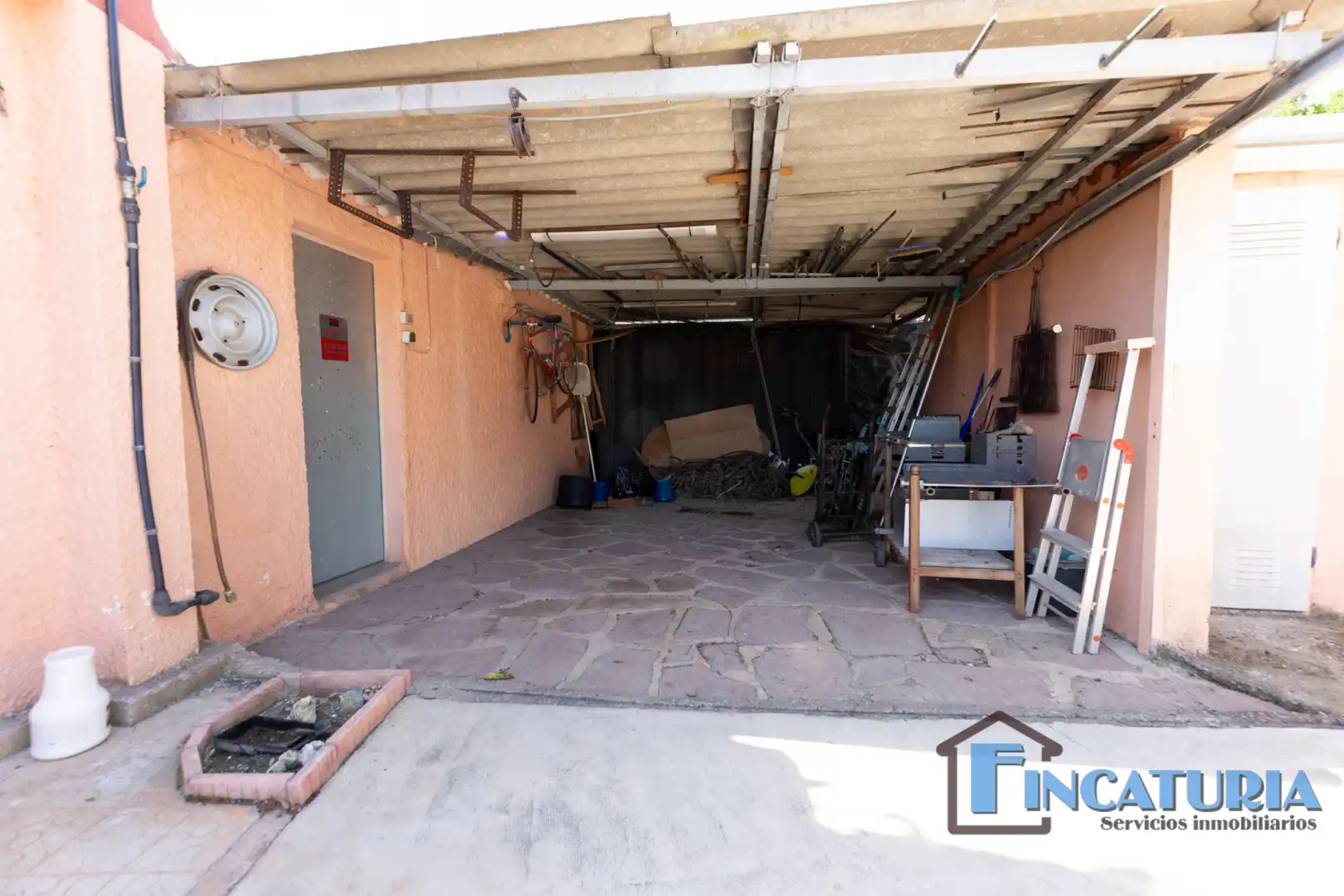 Aparcament de Casa o xalet en venda en Vilamarxant amb Aire condicionat, Jardí privat i Terrassa