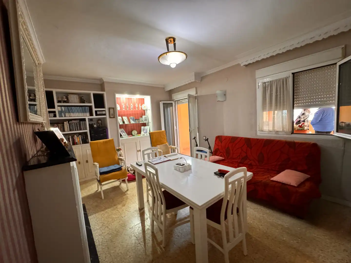 Sala de estar de Dúplex en venta en Cádiz con Terraza, Trastero y Amueblado