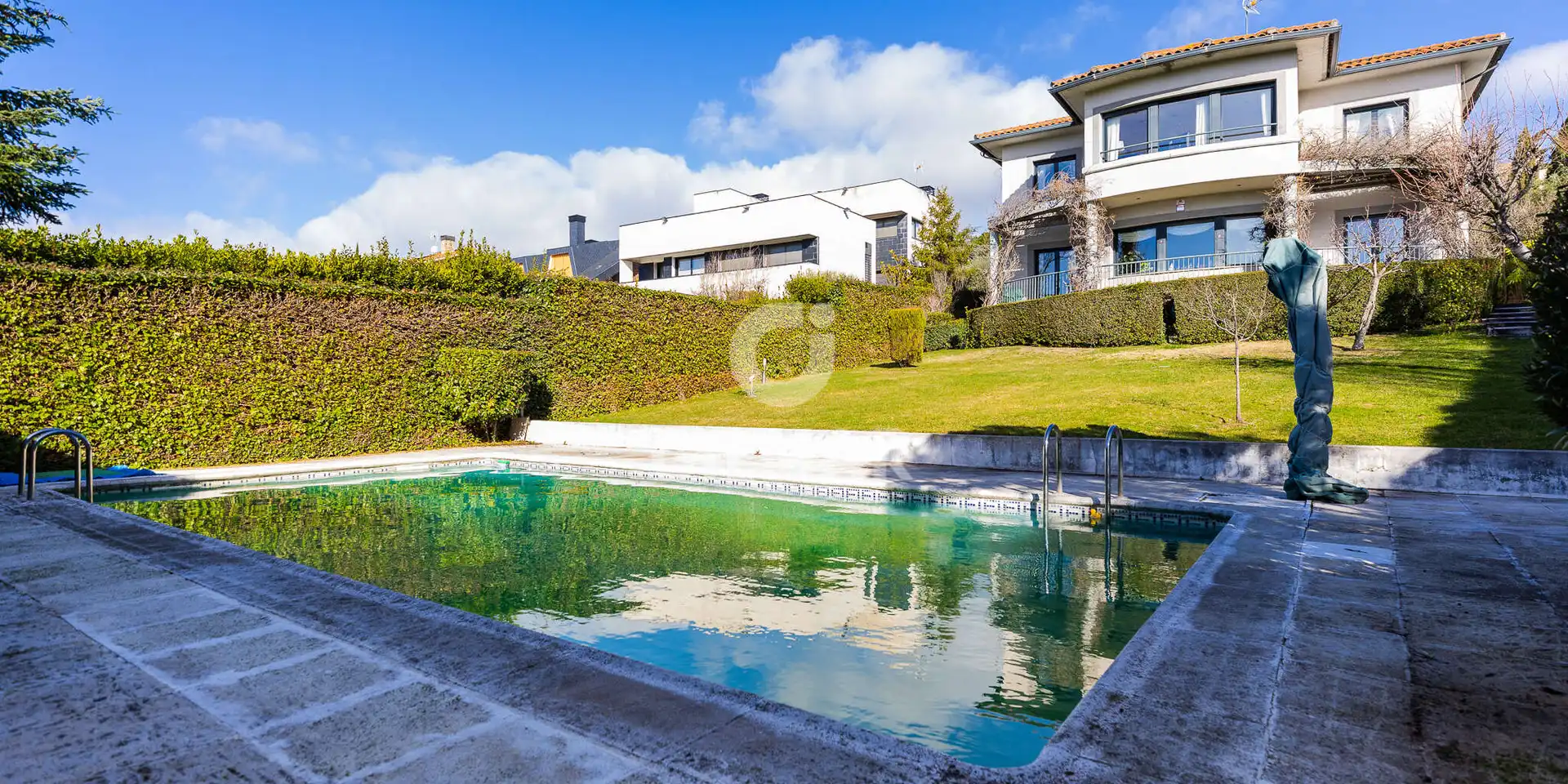 Swimming pool of Houses for sale in Hoyo de Manzanares  with Heating, Private garden and Swimming Pool