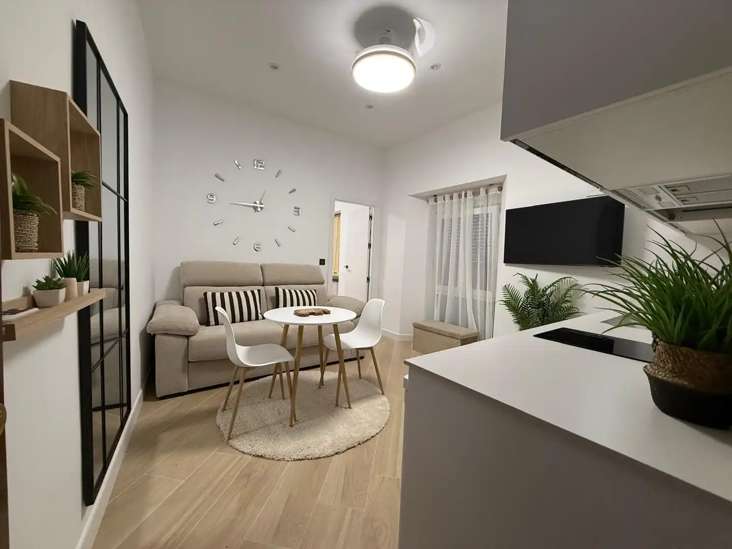 Sala de estar de Piso en venta en Sevilla con Amueblado, Horno y Lavadora
