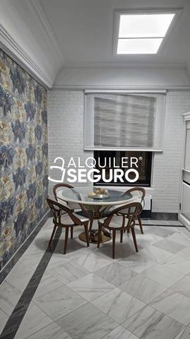 Oficina en Alquiler en Al. Principal en Centro Histórico