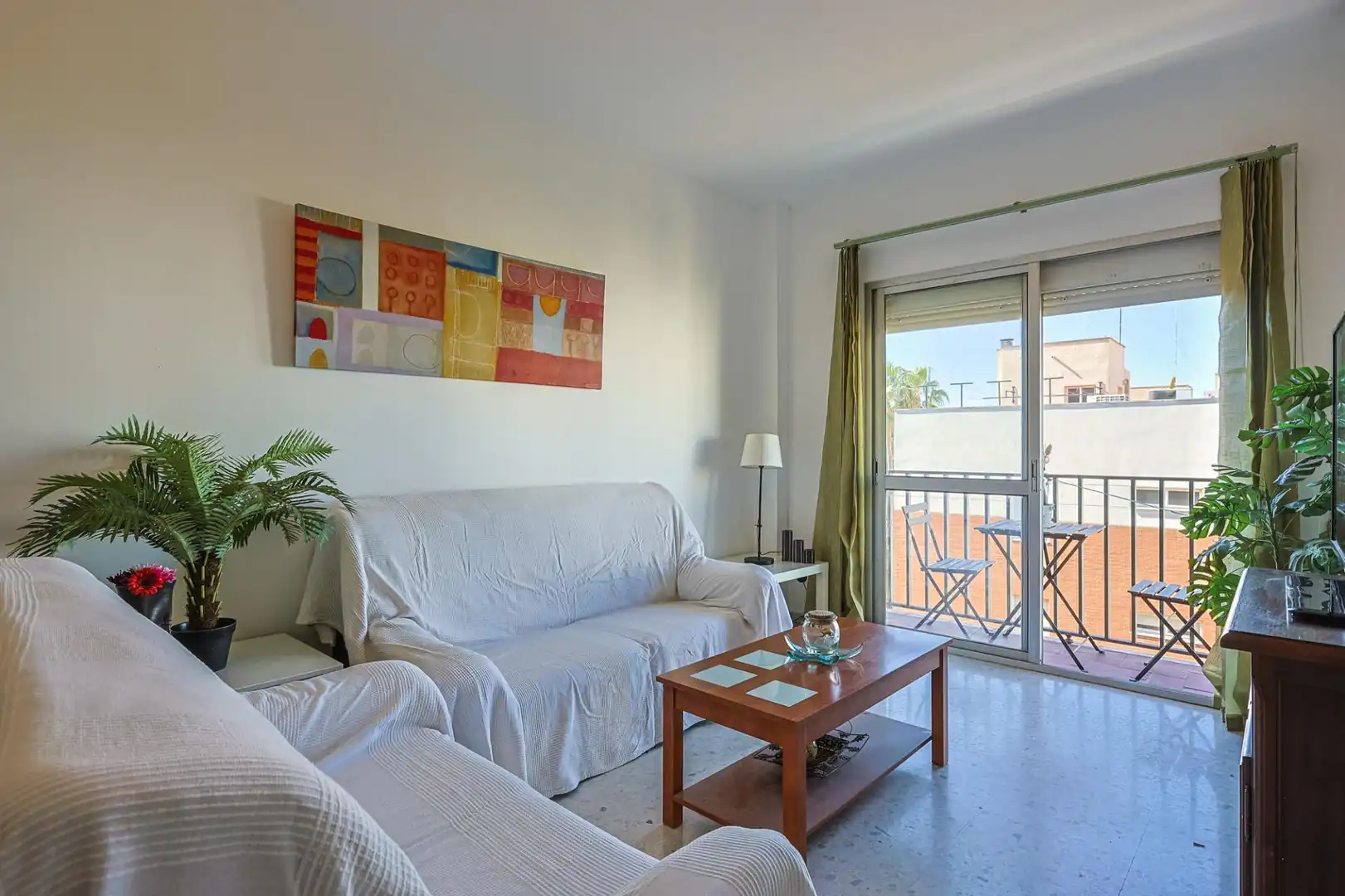 Living room of Flat for sale in Sevilla  with Air Conditioner and Furnished
