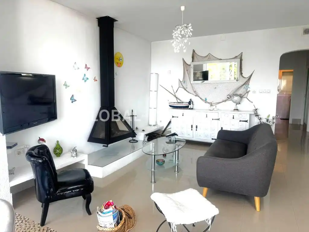 Villa con giardino in vendita a Carrer Foix, imagen 4
