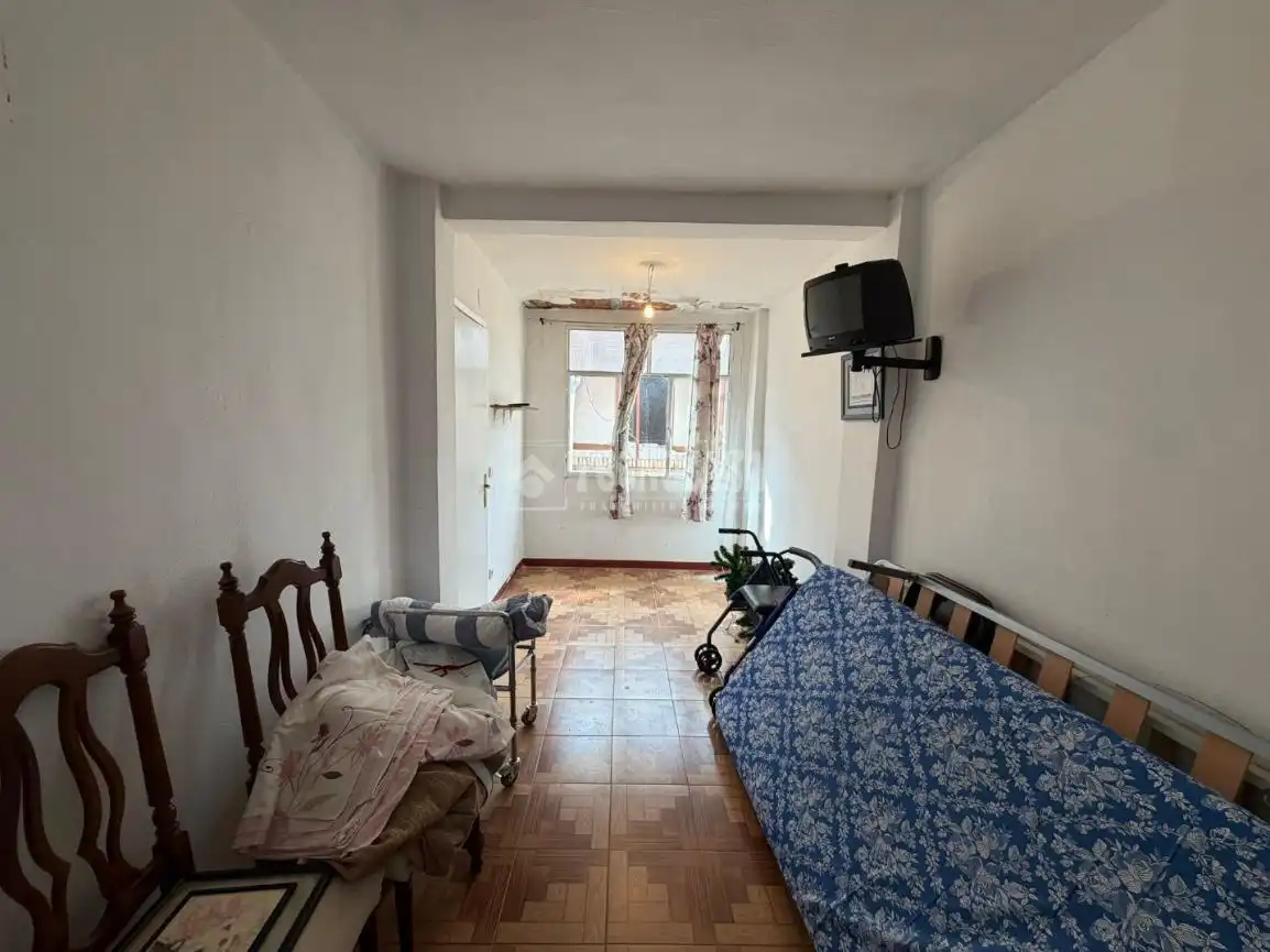 Bedroom of Houses for sale in Sevilla  with Terrace and Balcony