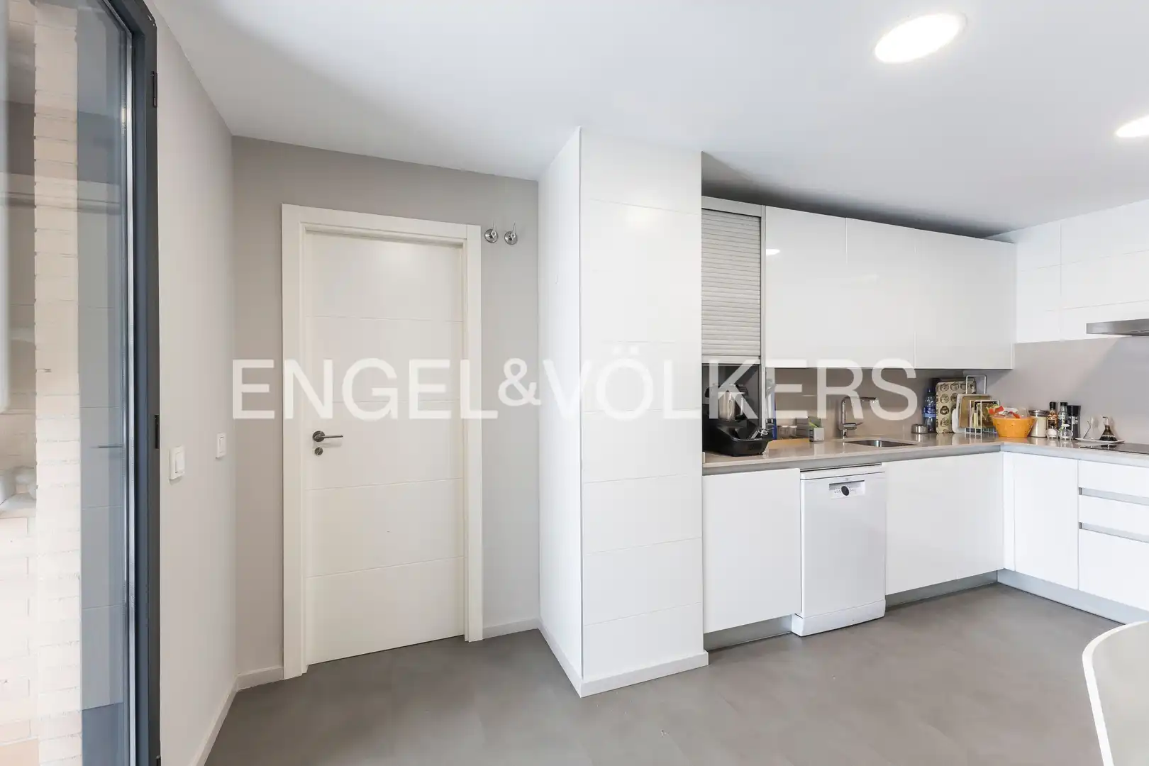 Appartamento con piscina in vendita a Encinar de los Reyes, imagen 18