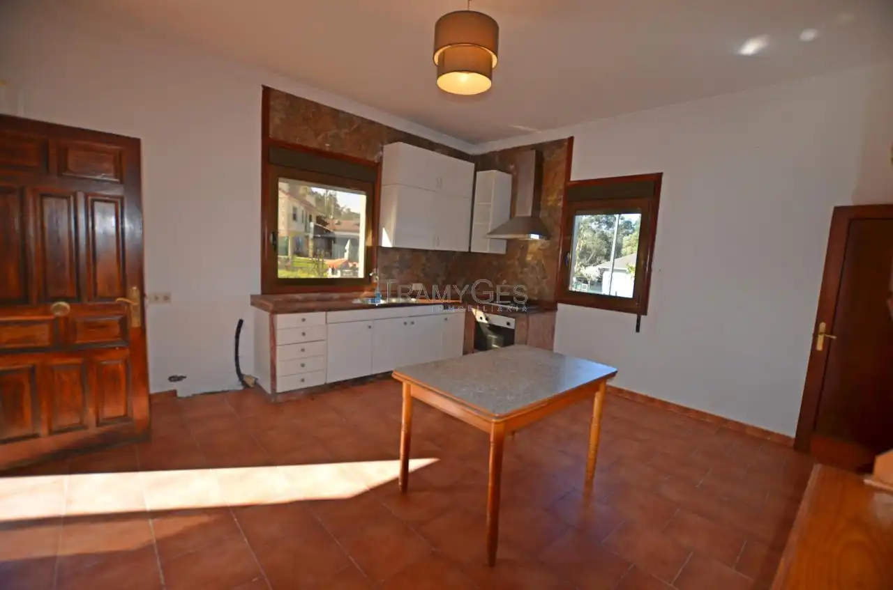 Cuina de Casa o xalet en venda en Tomiño amb Jardí privat, Terrassa i Traster