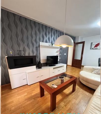Sala de estar de Piso de alquiler en Linares con Aire acondicionado, Calefacción y Amueblado