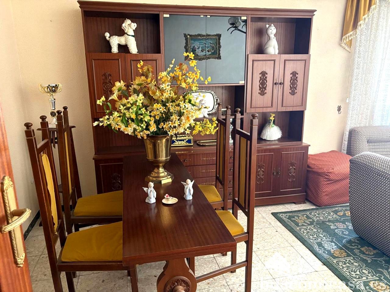 Comedor de Piso en venta en Linares con Amueblado y Balcón