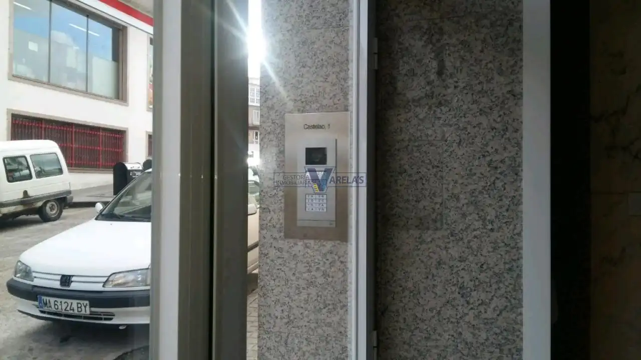 Wohnung zum Verkauf in Maceda mit Abstellraum und Balkon