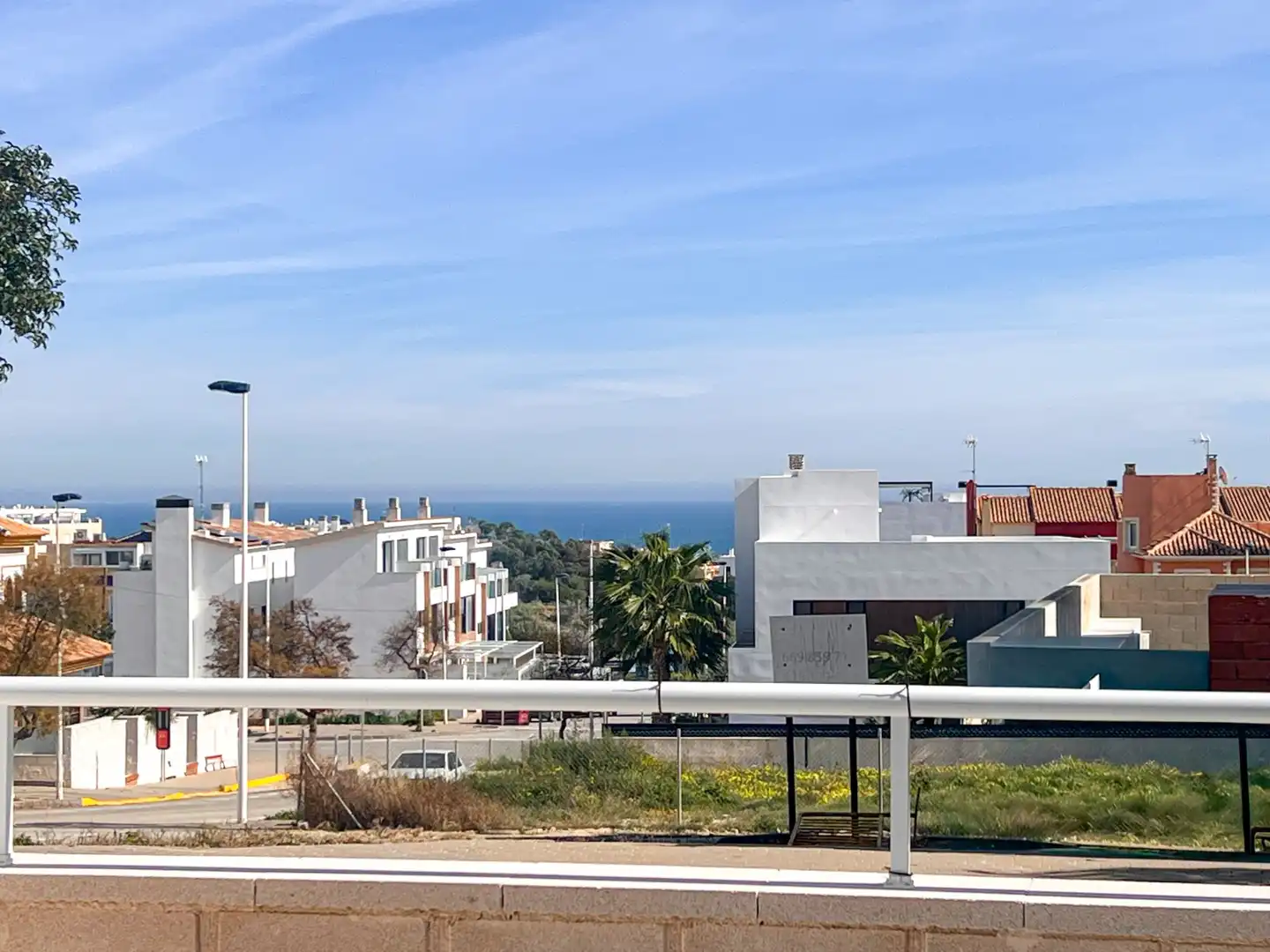 Vista exterior de Planta baja en venta en Guardamar del Segura con Aire acondicionado, Jardín privado y Terraza