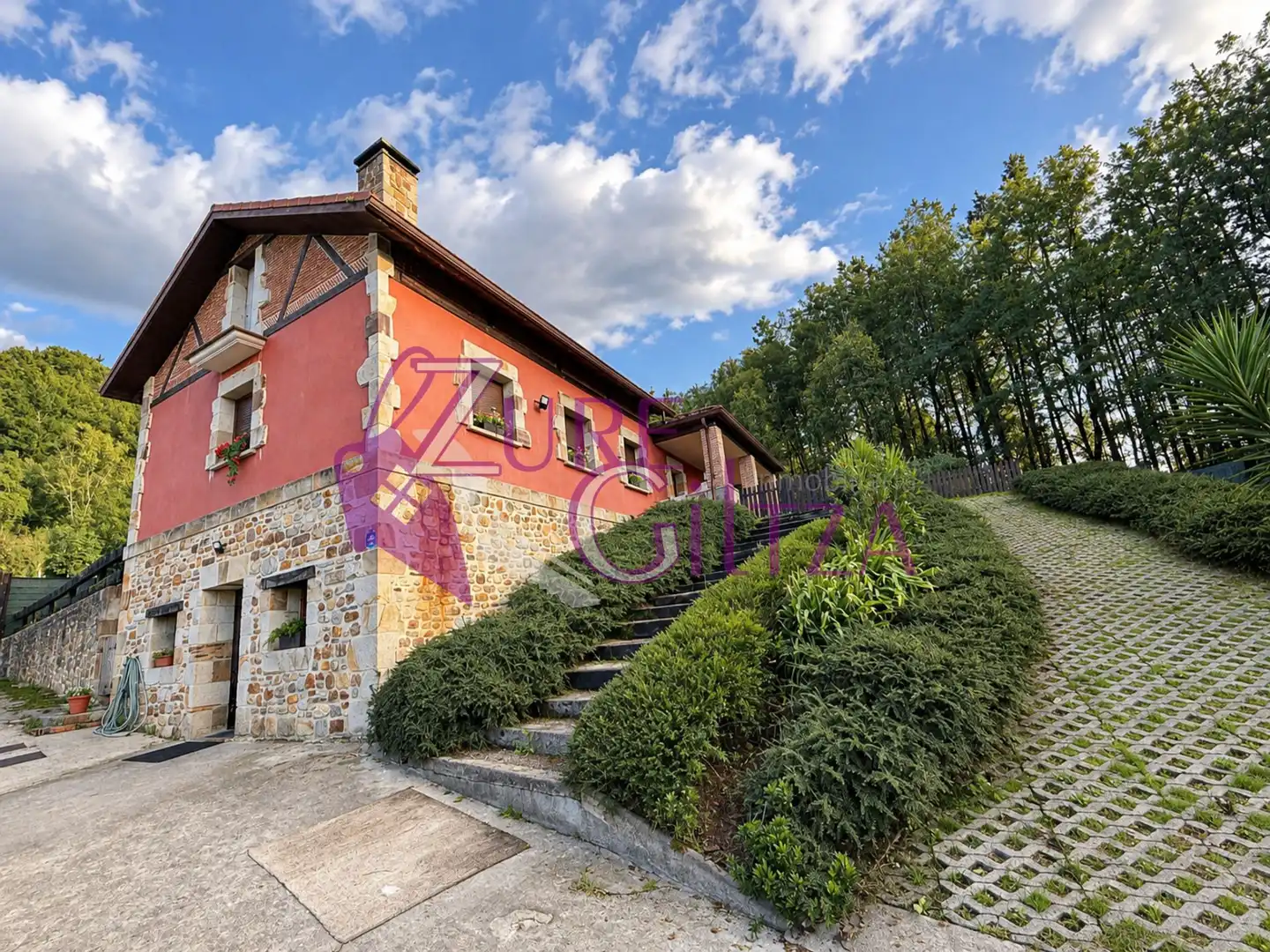 Vista exterior de Casa o xalet en venda en Lemoa, Bizkaia