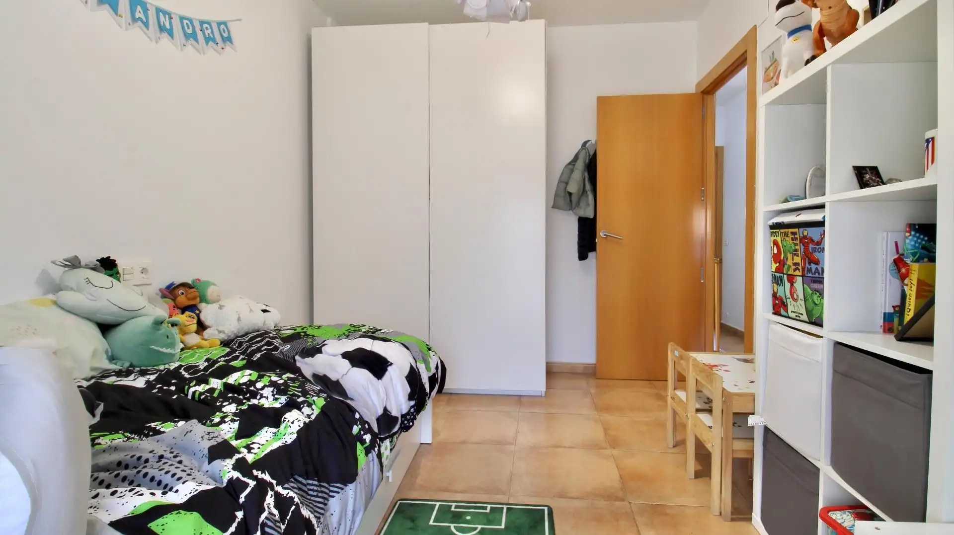 Dormitori de Casa adosada en venda en Alhendín amb Jardí privat i Terrassa