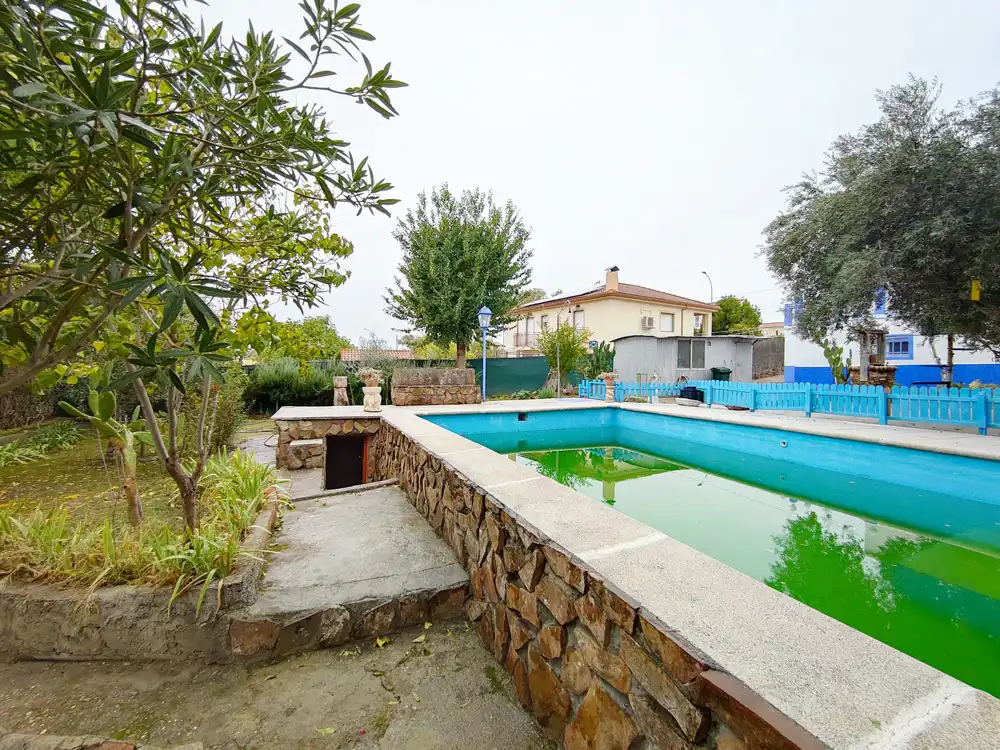 Piscina de Casa o chalet en venta en Colmenar de Oreja con Aire acondicionado, Calefacción y Parquet