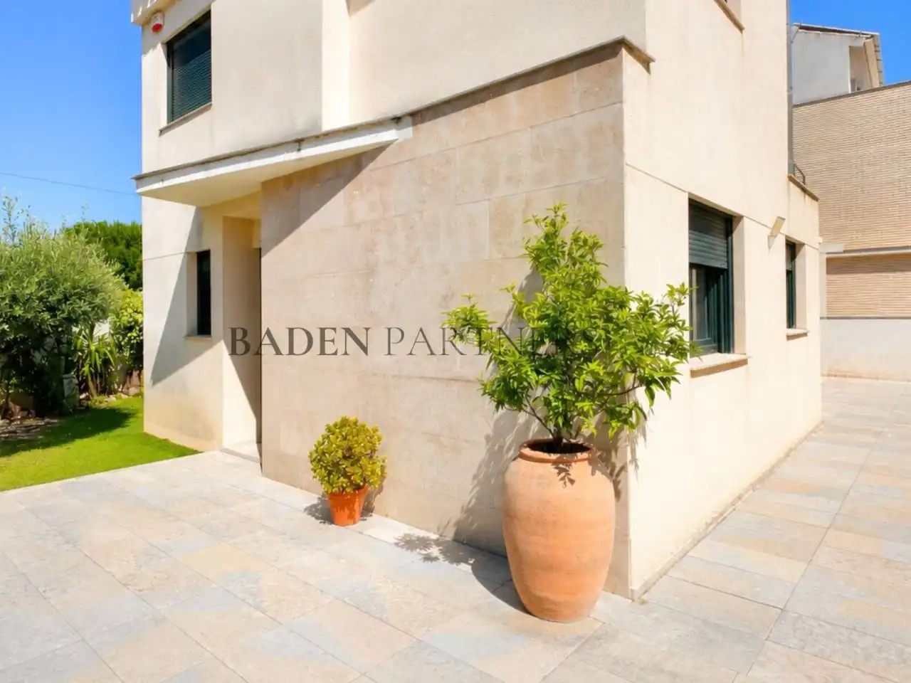 Garden of Houses for sale in Vinaròs  with Air Conditioner, Private garden and Terrace