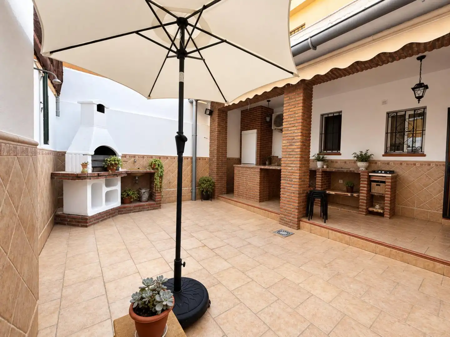 Terraced house for sale in San Pedro - Gabriel Miró - María Guerrero