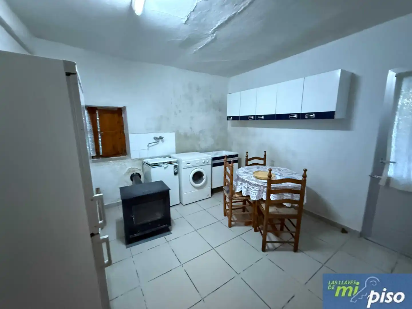 Cuina de Casa o xalet en venda en Camporredondo amb Jardí privat, Parquet i Terrassa