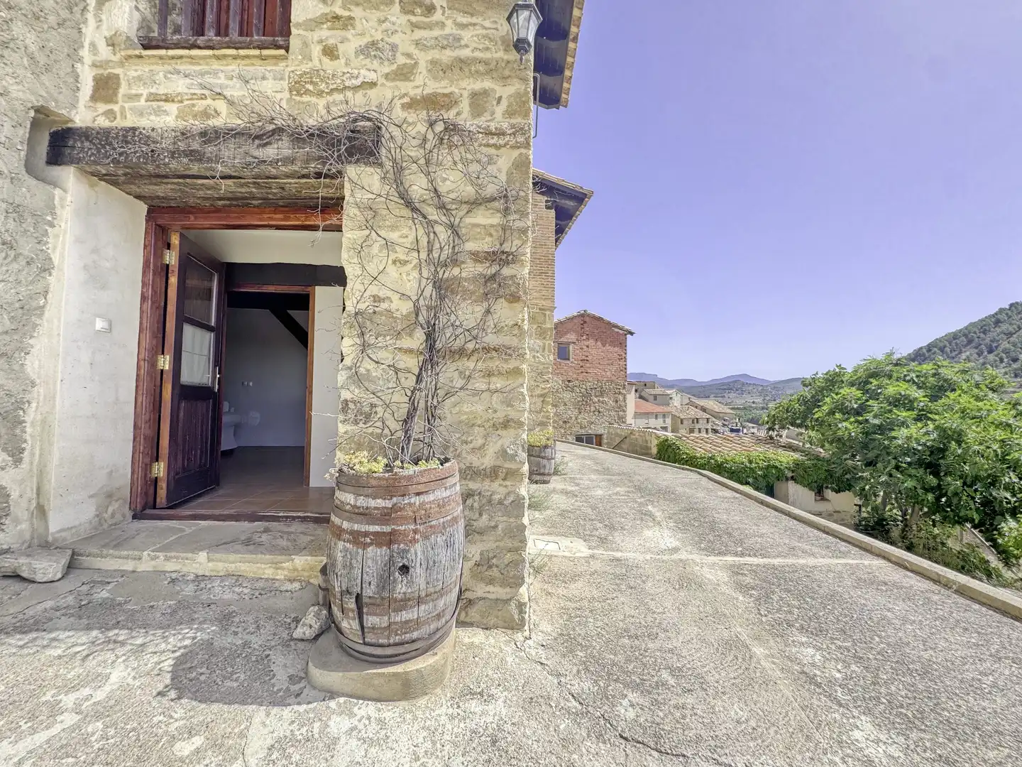 Exterior view of Country homes for sale in Rubielos de Mora  with Heating and Terrace