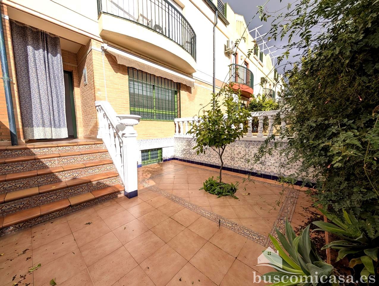 Jardí de Casa o xalet en venda en Linares amb Aire condicionat, Terrassa i Traster