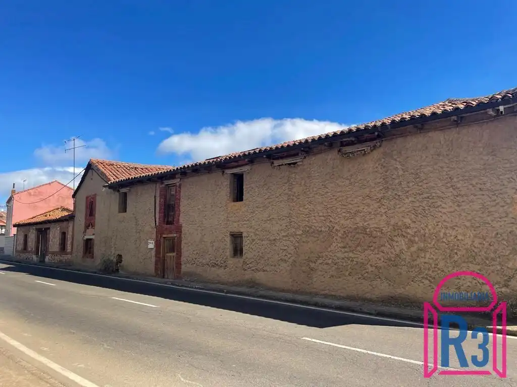 Casa amb jardí en venda a Cuadros, imagen 2