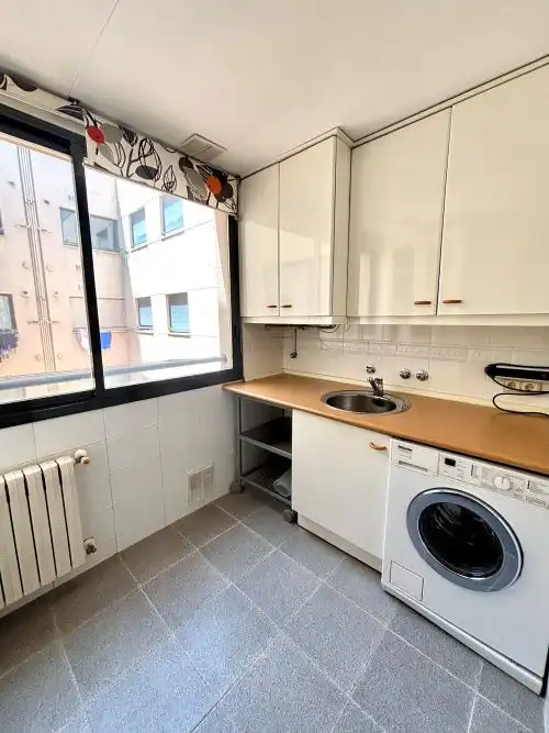 Küche von Wohnung zur Miete in Madrid mit Heizung, Parkett und Terrasse