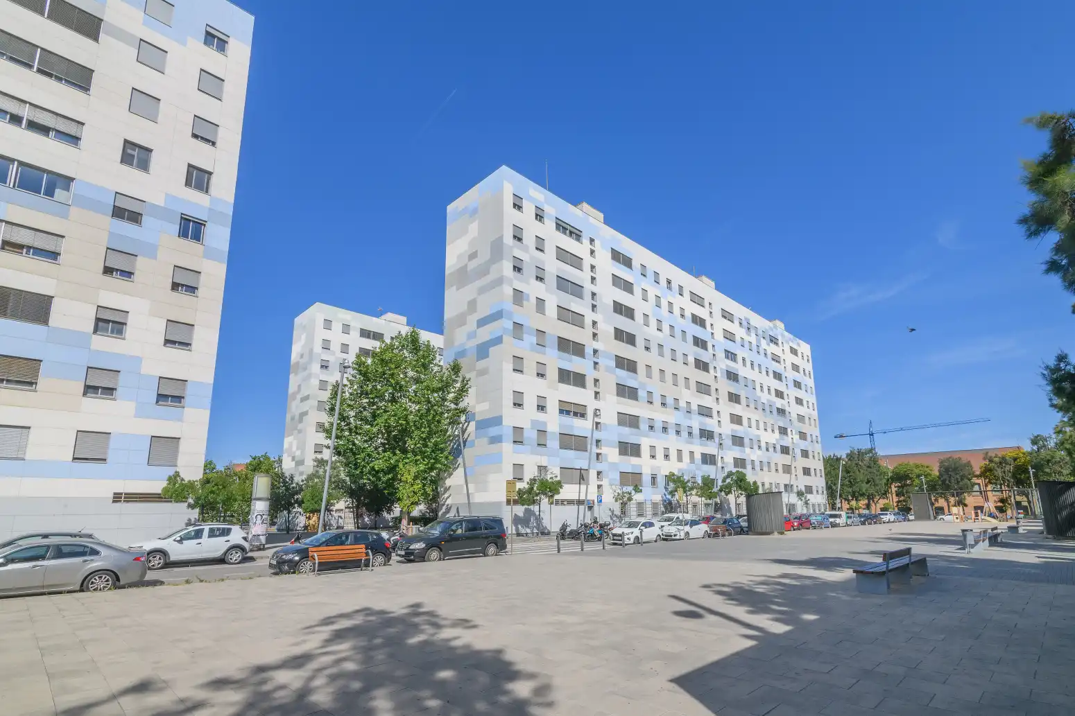 Exterior view of Flat for sale in Cornellà de Llobregat  with Air Conditioner, Heating and Storage room