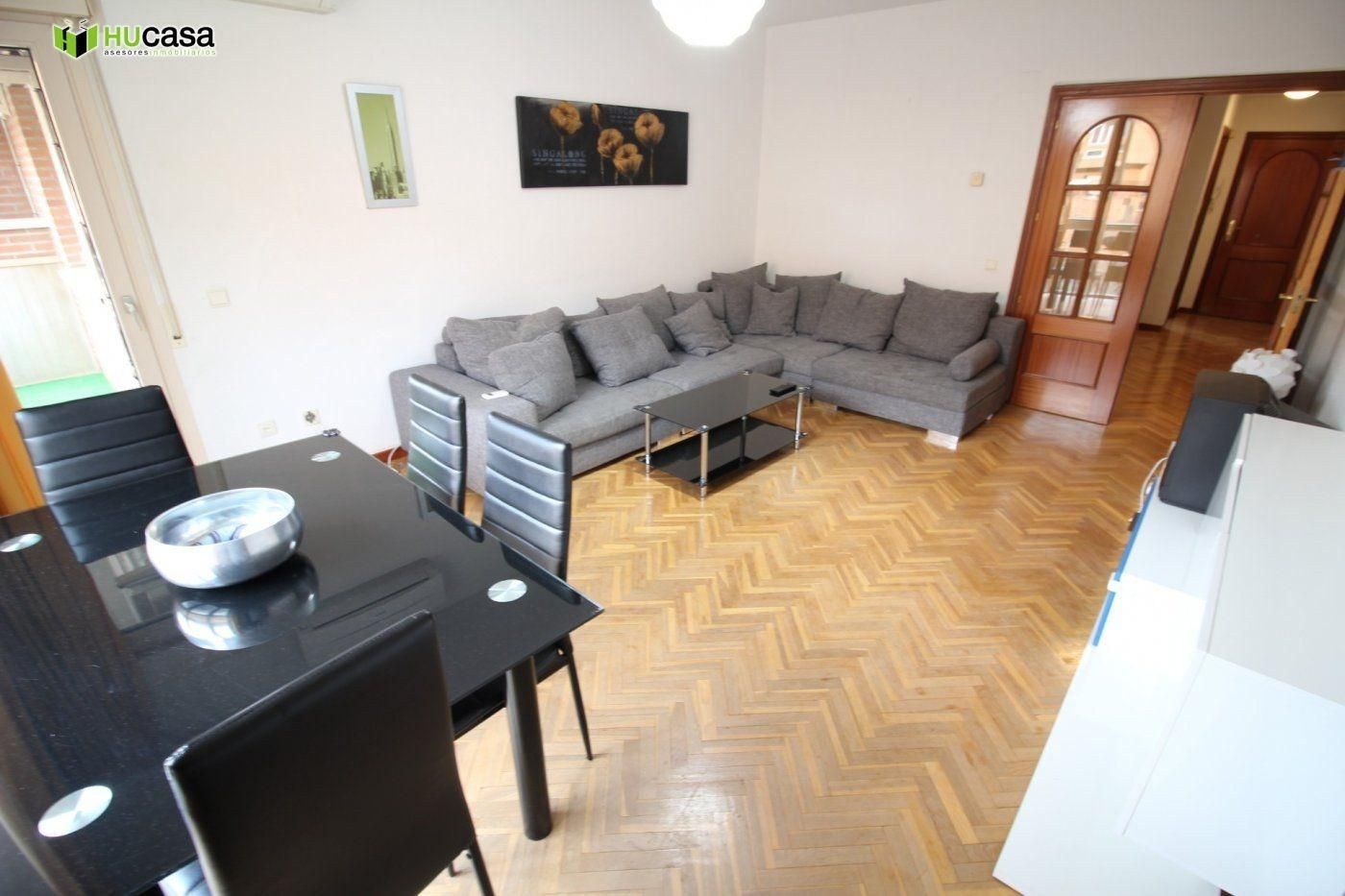 Sala d'estar de Pis en venda en  Toledo Capital amb Aire condicionat, Calefacció i Terrassa