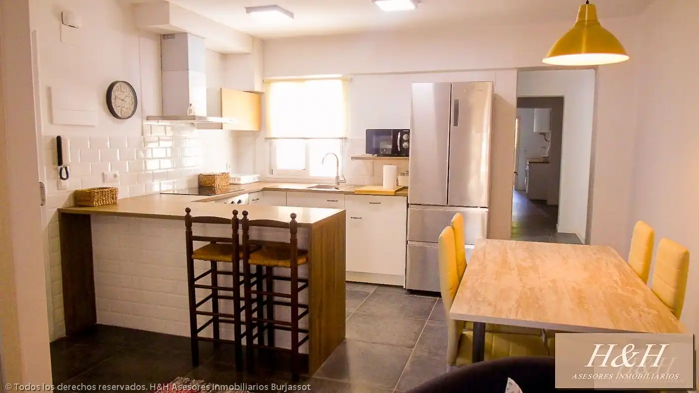 Cocina de Piso para compartir en Burjassot con Aire acondicionado, Amueblado y Balcón