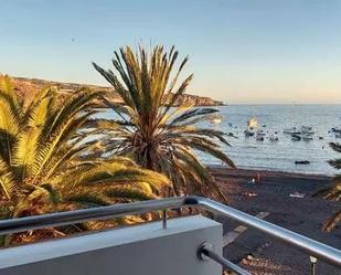 Vista exterior de Apartament de lloguer en Guía de Isora amb Terrassa i Moblat