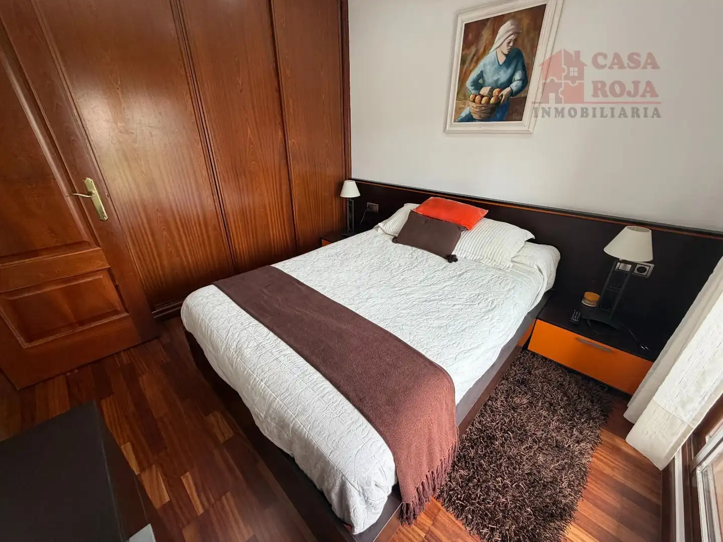 Dormitori de Casa adosada en venda en Cangas  amb Calefacció, Parquet i Traster