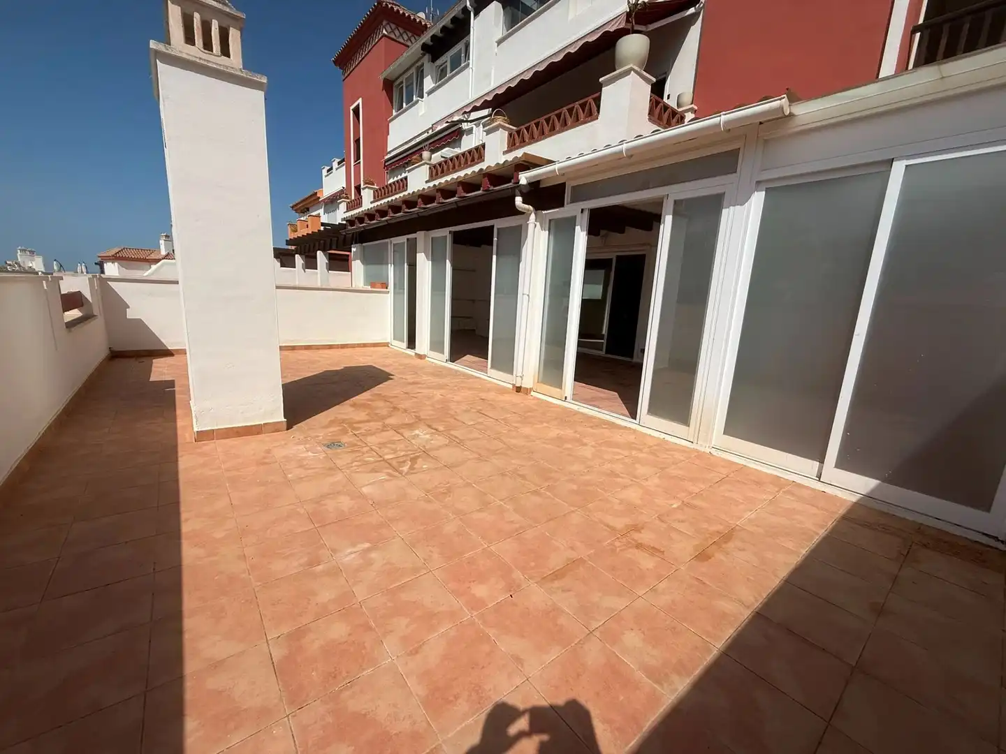 Piso con piscina en venta en Baviera golf, imagen 2