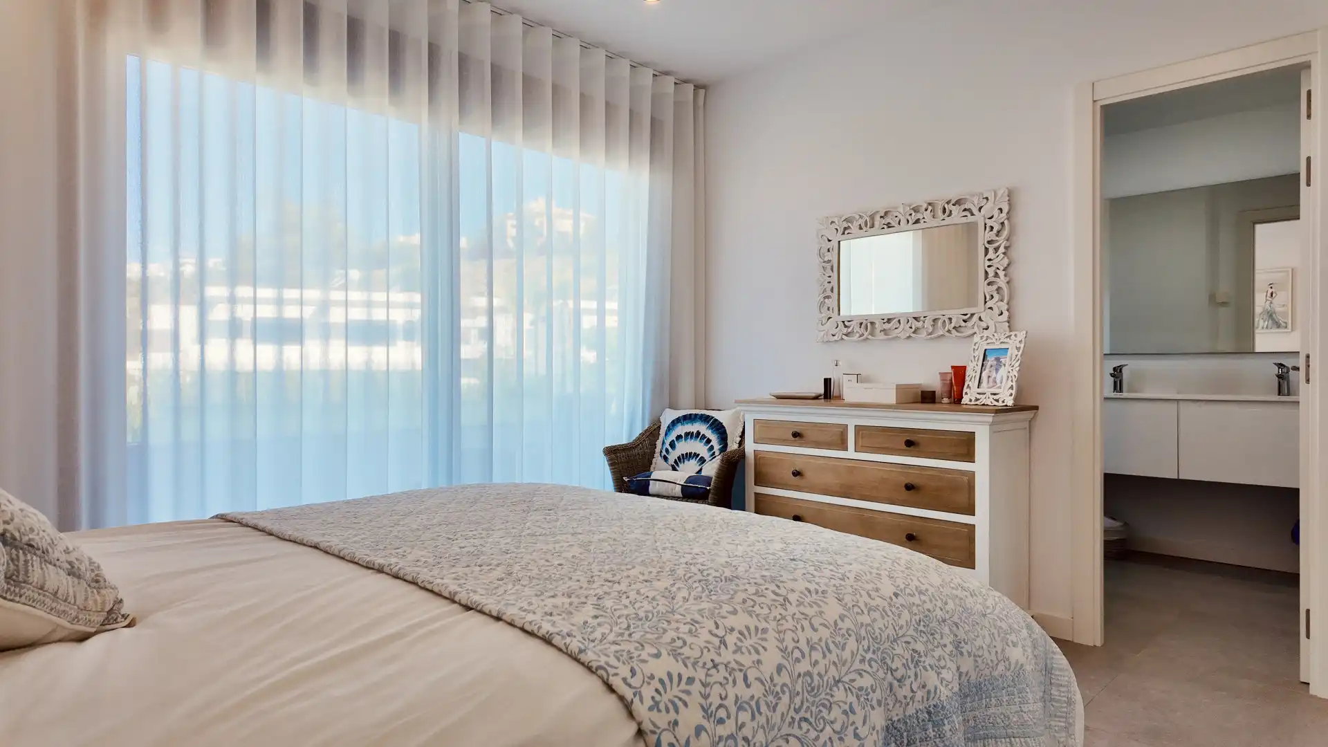 Casa pareada con piscina en venta en Selwo, imagen 7